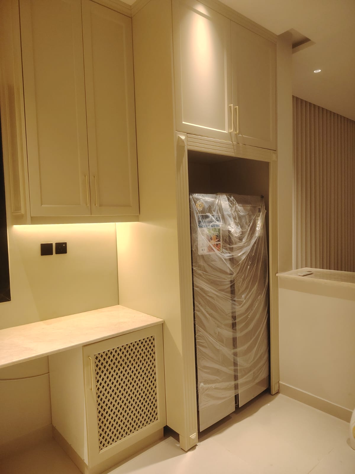 "تركيب مطابخ ألمنيوم، صيانة شاملة، وتغيير سحابات"